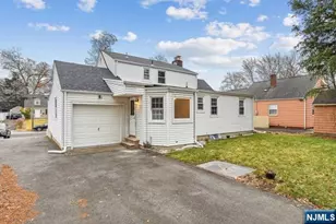 5-08 Essex Pl, Fair Lawn, NJ 07410 - Photo 8