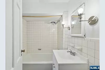 5-08 Essex Place, Fair Lawn, NJ 07410 - Photo 6