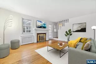 5-08 Essex Pl, Fair Lawn, NJ 07410 - Photo 4