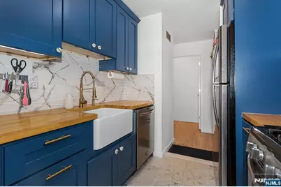 25 River Road B11 #B11, Nutley, NJ 07110 - Photo 10