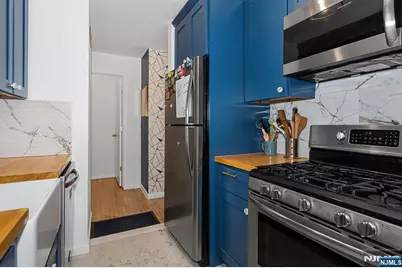 25 River Road B11 #B11, Nutley, NJ 07110 - Photo 12