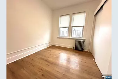 257 Roff Avenue 4 #4, Palisades Park, NJ 07650 - Photo 8