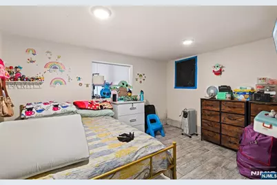 2008 41st Street, North Bergen, NJ 07047 - Photo 10