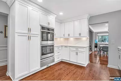 1284 Wellington Avenue, Teaneck Township, NJ 07666 - Photo 8