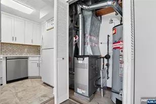 1314 Persimmon Ct, Mahwah, NJ 07430 - Photo 16