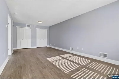 1314 Persimmon Court, Mahwah, NJ 07430 - Photo 6