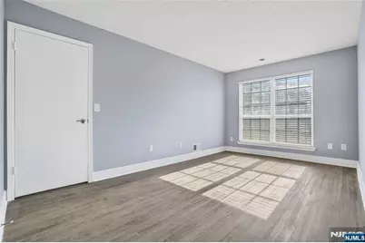 1314 Persimmon Court, Mahwah, NJ 07430 - Photo 12