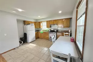 30 Cottage Pl 2, Garfield, NJ 07026 - Photo 4