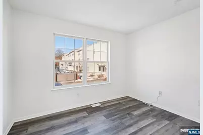 246 Matthews Drive 246 #246, Newark, NJ 07103 - Photo 28