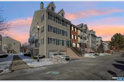 246 Matthews Drive 246 #246, Newark, NJ 07103 - Photo 50