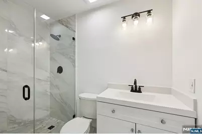 246 Matthews Drive 246 #246, Newark, NJ 07103 - Photo 40