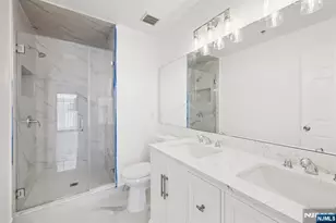 246 Matthews Dr 246, Newark, NJ 07103 - Photo 38