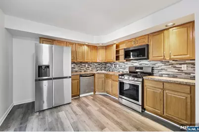 246 Matthews Drive 246 #246, Newark, NJ 07103 - Photo 20