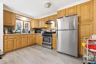 42 Bergen Blvd, Woodland Park, NJ 07424 - Photo 2