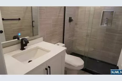 170 Washington Avenue B #B, Fort Lee, NJ 07024 - Photo 10