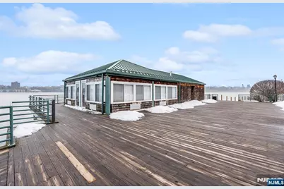 100 Grand Cove Way 3A #3A, Edgewater, NJ 07020 - Photo 26