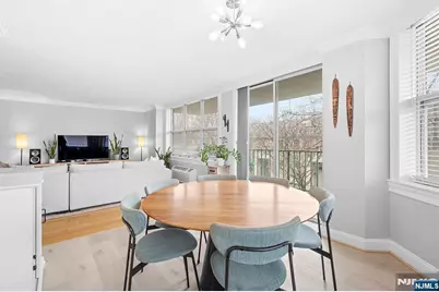 100 Grand Cove Way 3A #3A, Edgewater, NJ 07020 - Photo 6