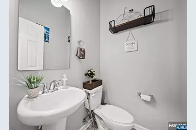 129 Truman Drive, Wood Ridge, NJ 07075 - Photo 10