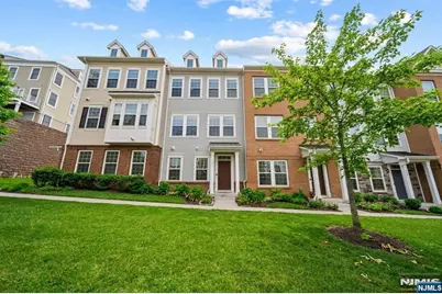 129 Truman Drive, Wood Ridge, NJ 07075 - Photo 2