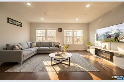 129 Truman Drive, Wood Ridge, NJ 07075 - Photo 12