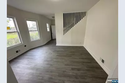 466 Conover Terrace, Orange, NJ 07050 - Photo 4