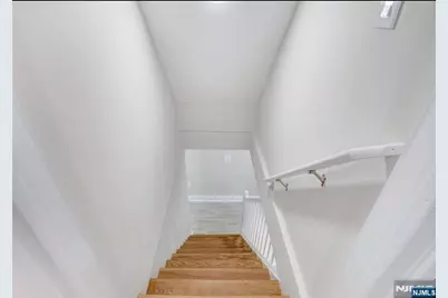 495 Clinton Street, East Orange, NJ 07018 - Photo 8