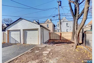 495 Clinton Street, East Orange, NJ 07018 - Photo 14