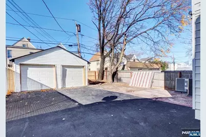 495 Clinton Street, East Orange, NJ 07018 - Photo 16