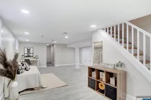 495 Clinton St, East Orange, NJ 07018 - Photo 10