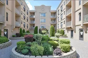 8915 Bergenwood Ave 61, North Bergen, NJ 07047 - Photo 2