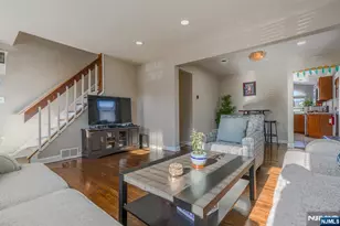 44 South Dr, Rochelle Park Township, NJ 07662 - Photo 4