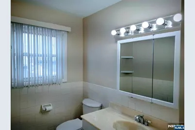 15 Cottage Street 19 3A #19 3A, Midland Park, NJ 07432 - Photo 10