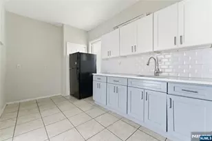 39 Blum St, Newark, NJ 07103 - Photo 8