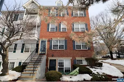 12 Rutgers Drive 12 #12, Newark, NJ 07103 - Photo 2