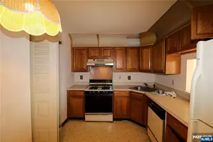 12 Rutgers Dr 12, Newark, NJ 07103 - Photo 4