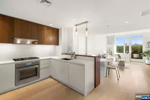 1000 Maxwell Ln 8A, Hoboken, NJ 07030 - Photo 2