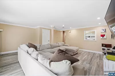 839 Valley Street B #B, Union Township, NJ 07088 - Photo 12