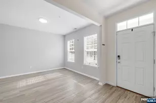 62 Truman Dr, Wood Ridge, NJ 07075 - Photo 4