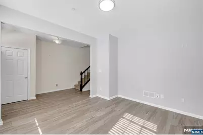 62 Truman Drive, Wood Ridge, NJ 07075 - Photo 4