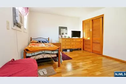 402 N 3rd Street, East Newark, NJ 07029 - Photo 20