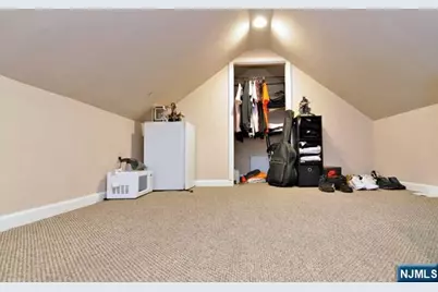 402 N 3rd Street, East Newark, NJ 07029 - Photo 18