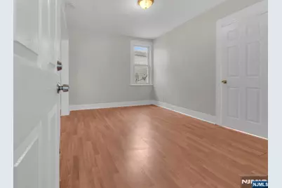 32 Dodd Street, East Orange, NJ 07017 - Photo 10