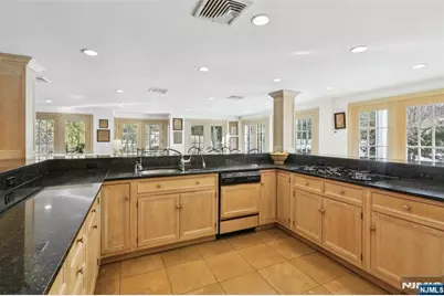 164 E Saddle River Road, Saddle River, NJ 07458 - Photo 8