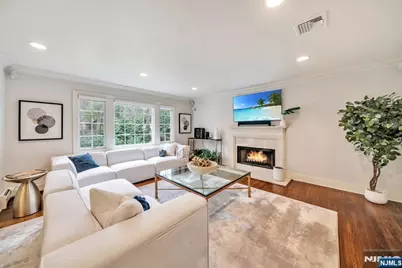 56 Arnold Avenue, Closter, NJ 07624 - Photo 10