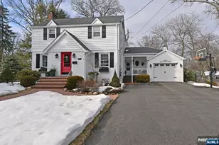 26 Large Ave, Hillsdale, NJ 07642 - Photo 2