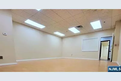 225 Broad Avenue 210 #210, Palisades Park, NJ 07650 - Photo 8