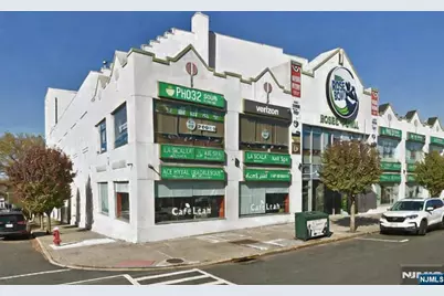 225 Broad Avenue 210 #210, Palisades Park, NJ 07650 - Photo 1