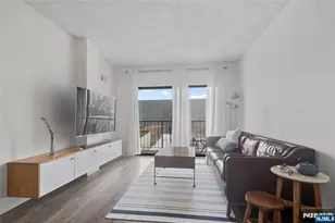 318 38th Street 407, Union City, NJ 07087 - Photo 1