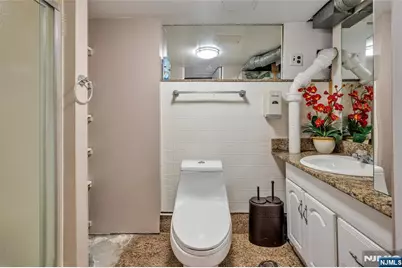 15 Furrey Place, Paterson, NJ 07522 - Photo 28