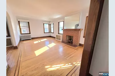 465 Oakdene Avenue 2Fl #2FL, Cliffside Park, NJ 07010 - Photo 1